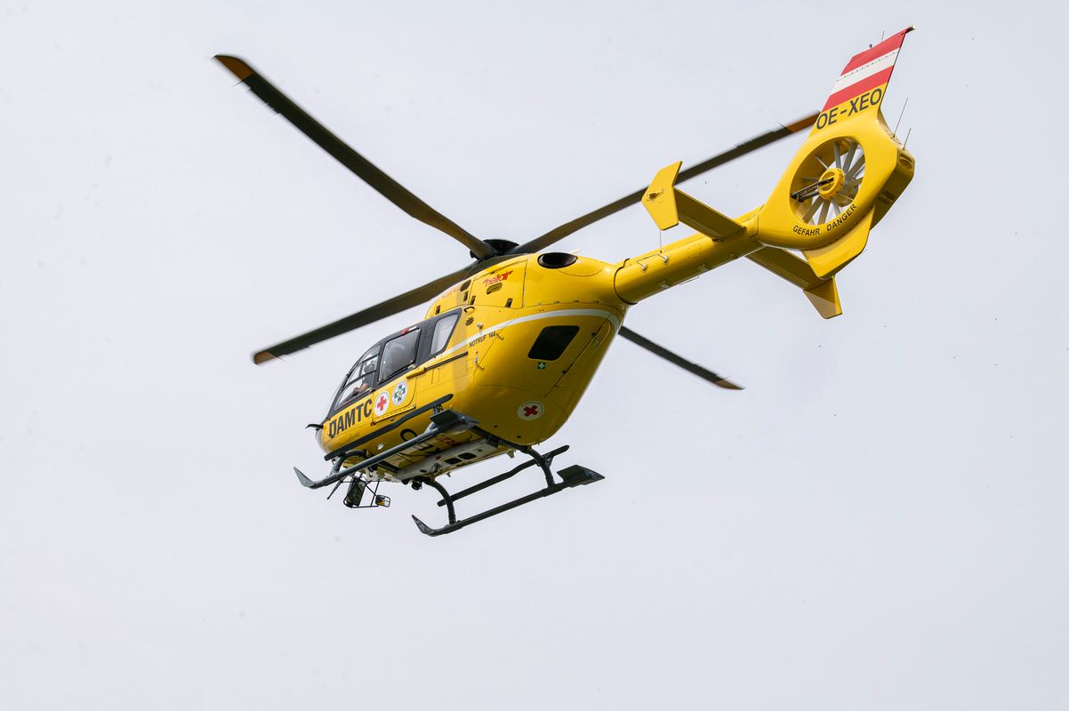 Wanderin (54) rutschte auf Stein aus und stürzte in Bergsee: Mit Heli geborgen