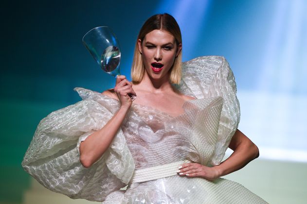 Gaultier hat auch US-Model Karlie Kloss für seine Show gebucht.