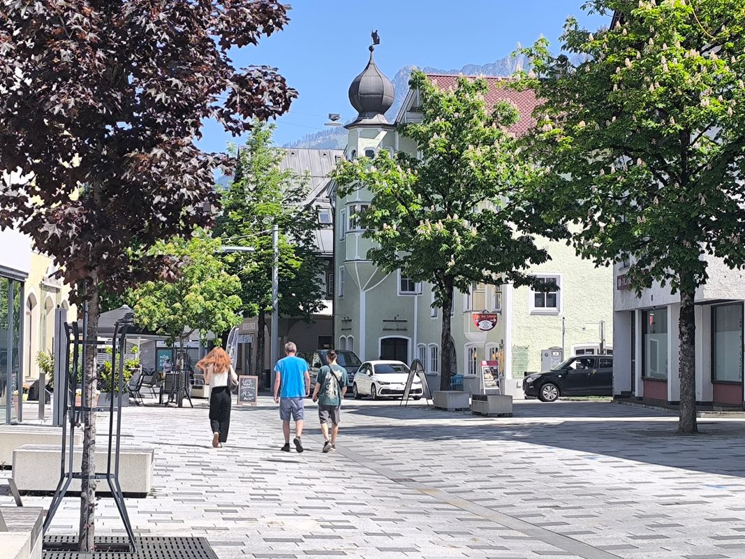 Entspanntes Flanieren per Verordnung: Fußgängerzone in Reutte startet am 1. Juni