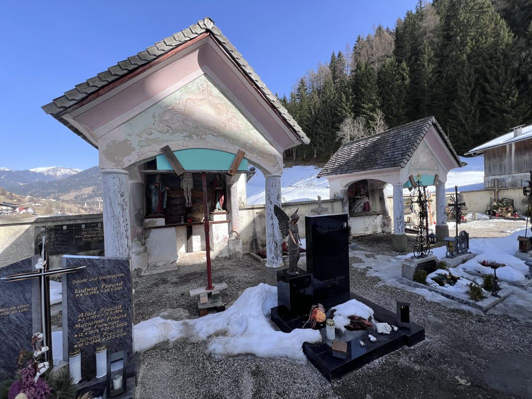 Teure Sanierung: Der Friedhof in Gries am Brenner ist in die Jahre gekommen