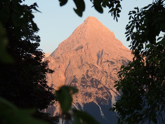 Sonnenspitze von Lermoos aus gesehen.