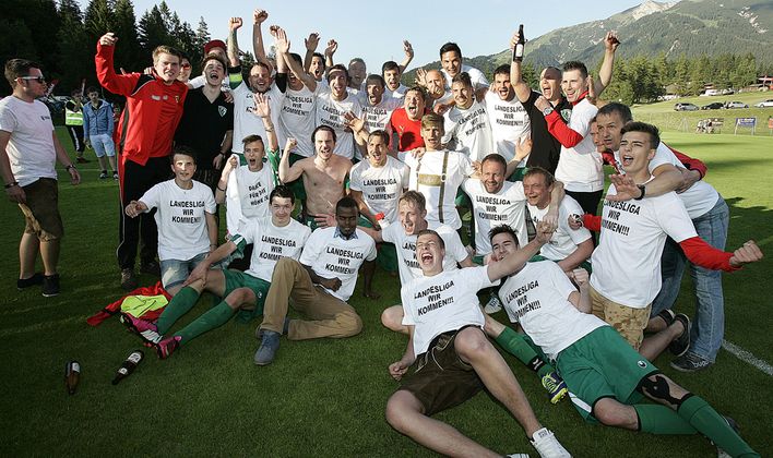 Gebietsliga West: Herbstmeister Seefeld um Kapitän Bernhard Neuner hatte gegenüber Inzing im Winter zehn Punkte Vorsprung und behielt am Samstag durch das 2:2-Remis im direkten Duell mit einem Punkt Vorsprung die Oberhand.