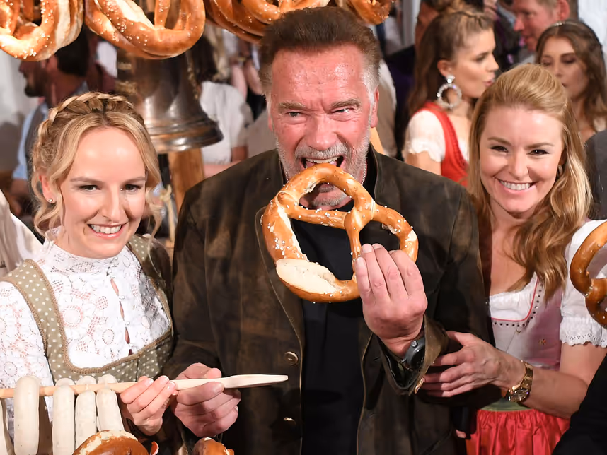 Die Blitzlichter aus Kitz: So feierten die Promis auf der Weißwurstparty