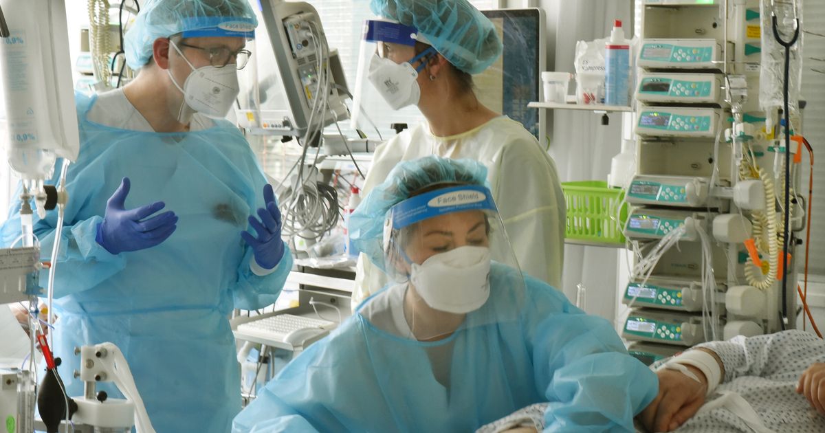 Innsbrucker-Medizin-Uni-bef-rchtet-Engp-sse-und-Aus-f-r-sterreicher-Quote