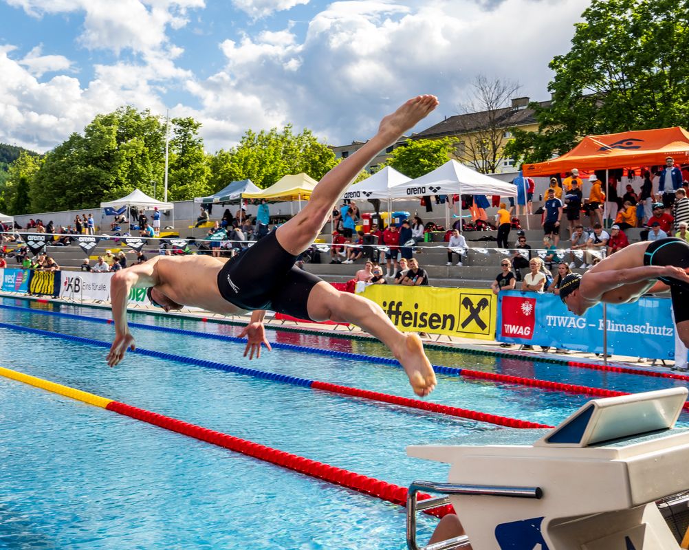 Auf die Plätze, los: Schwimmer starten Freiluft-Saison im Tivoli