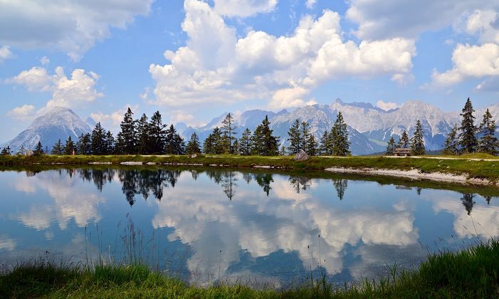 Kaltwassersee unterhalb der Rosshütte in Seefeld.