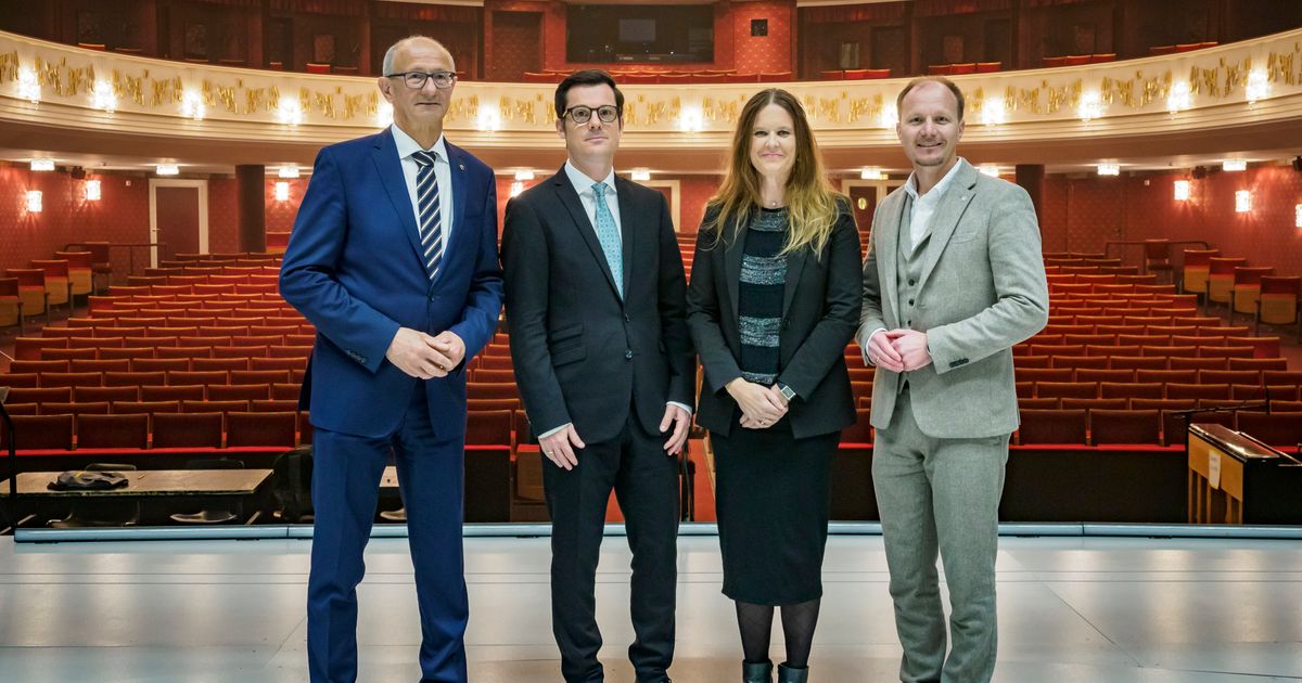 Nach-dem-Krach-an-der-Spitze-Externe-Berater-noch-bis-Jahresende-am-Landestheater