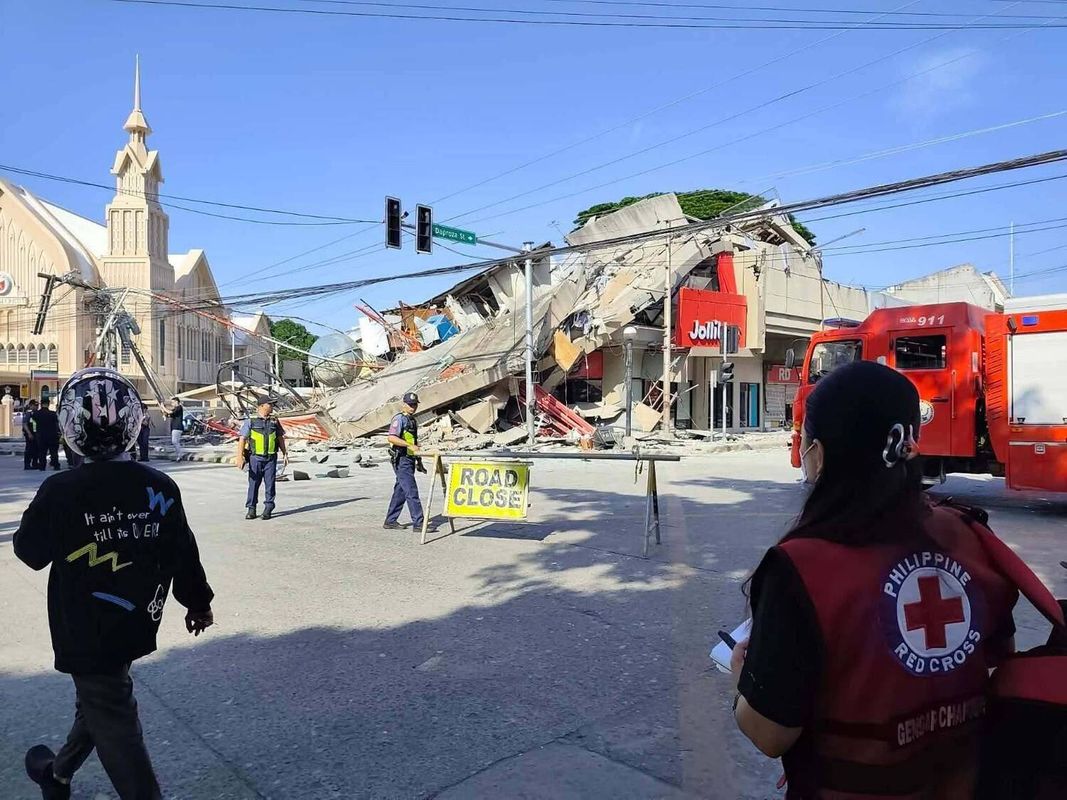Schweres Erdbeben auf den Philippinen: Mindestens 19 Tote, T