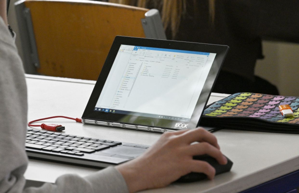 Schülerlaptops bekommen jetzt besseren Jugendschutz