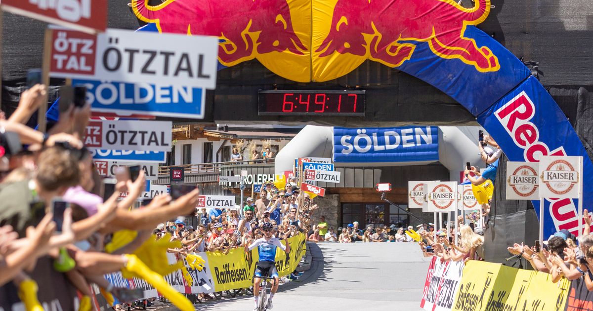 -tztaler-Radmarathon-pr-sentiert-das-Finisher-Trikot-f-r-2025