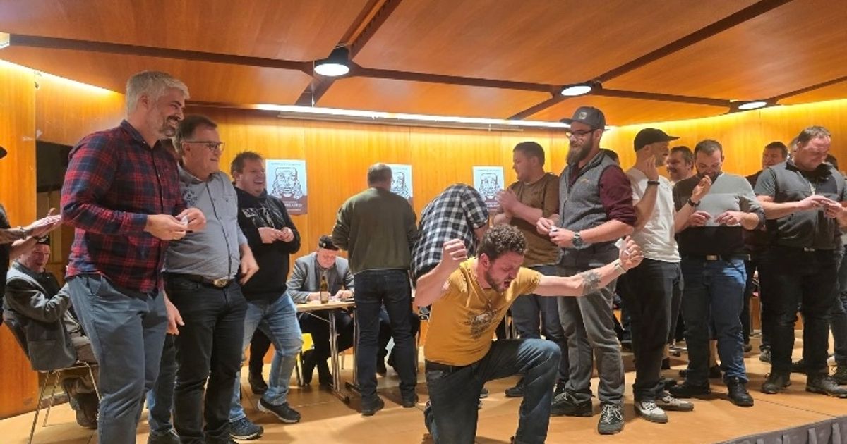 -Urio-B-rio-Wer-heuer-unter-der-Larve-des-B-rentreibers-in-Nassereith-steckt