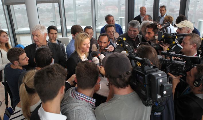 September: Auf einer Pressekonferenz in Wien verkündet Marlies Schild den Rücktritt vom aktiven Skisport. Die Salzburgerin geht als die Athletin mit den meisten Weltcup-Siegen im Slalom in die Sportgeschichte ein.