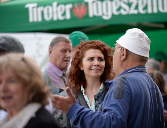 ...wie auch im persönlichen Gespräch zu Wort.