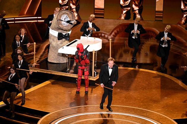 ... ebenso wie Moderator Conan O'Brien.