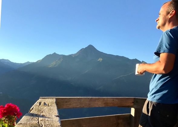 "So schön ist der Sommer im Zillertal", schreibt Stefan Meuter.
