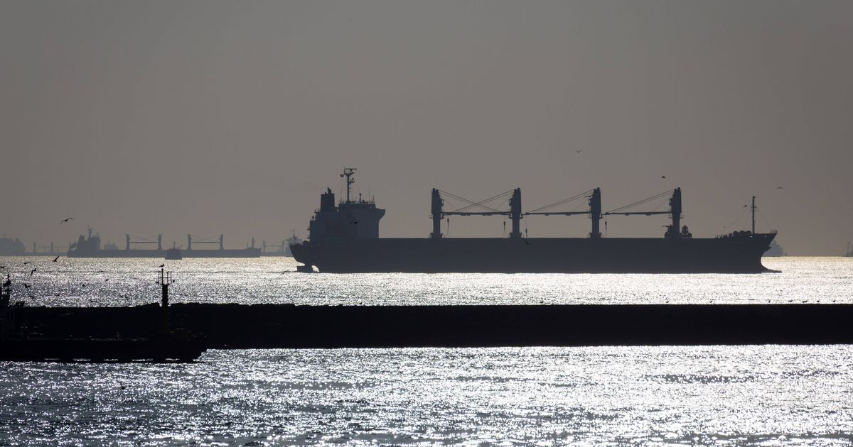 Trump-US-Milit-r-beginnt-mit-R-umung-der-Stra-e-von-Hormuz