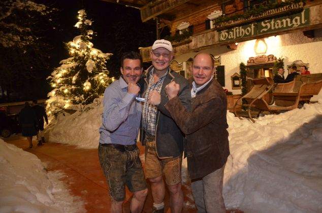 Ex-Profi-Boxer Axel Schulz mit Tennislegende Carl Uwe Steeb und Skiheld Marc Giradelli bei der Weißwurstparty (v. l.).