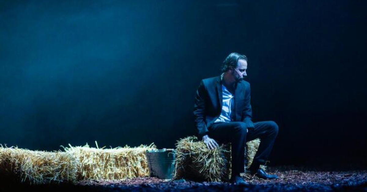 theaterzeit-Freistadt-zwischen-Jedermann-und-Elvis