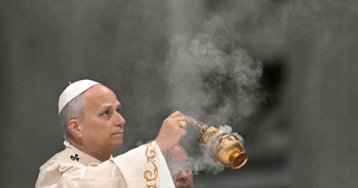 Auftakt-der-Osterfeiern-mit-Papst-Leo-XIV-