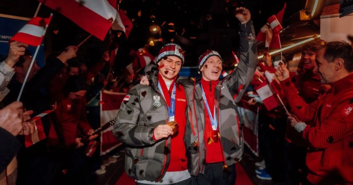 Olympiasieger-Embacher-will-gleich-wieder-in-die-Schule-Das-werden-entspannte-Tage-