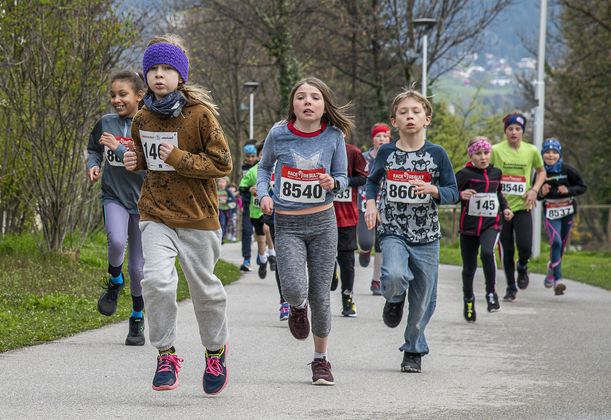 Läufer der Gruppe Kids I und II.