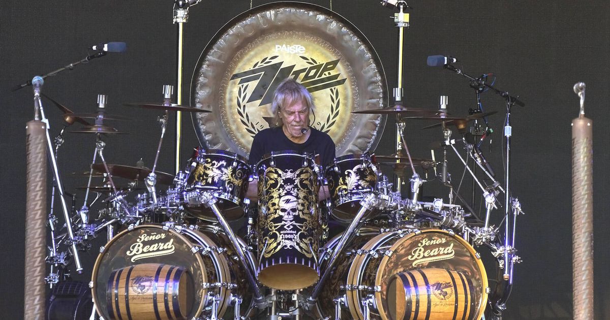 Drum legend is dead: 
