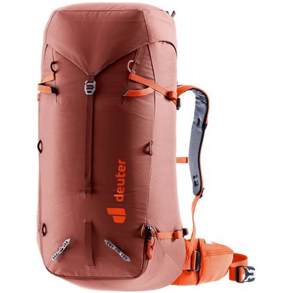 Viel Stauraum und viele Features bietet der Alpinrucksack „Guide 44+8“ von Deuter. Der Hersteller verspricht Klimaneutralität und eine Verbindung von Leichtigkeit, Komfort und Funktionalität. 