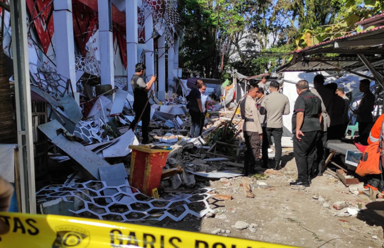 Ein Toter bei schwerem Erdbeben in Indonesien