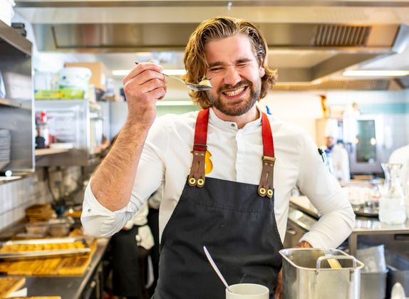  Haubenkoch Sebastian Stock (Bergfried Chefstable)