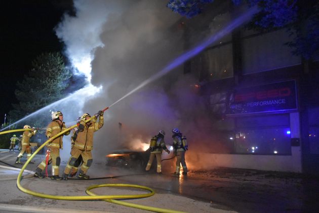 Mehrere Feuerwehren aus der Umgebung rückten zur Brandstelle aus.