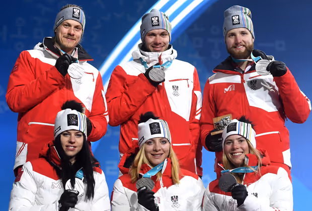 Schwarz, Matt, Feller, Brunner, Liensberger und Gallhuber wurden im Teambewerb erst im Finale von der Schweiz gestoppt - Silber!