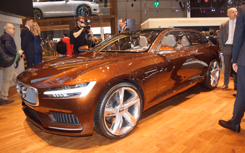 Volvo spielt mit der Form