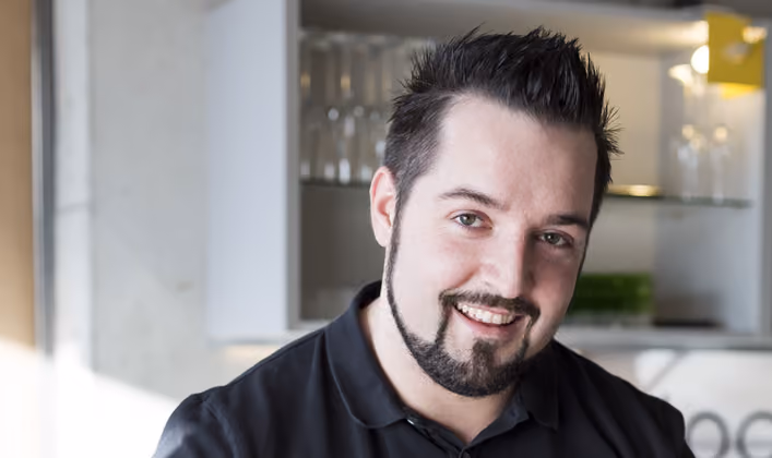 Marian Moschen aus Zirl ist leidenschaftlicher Hobbybäcker und Blogger. Er hat für die TT Ostertorte und Cupcakes gebacken und spektakulär verziert.