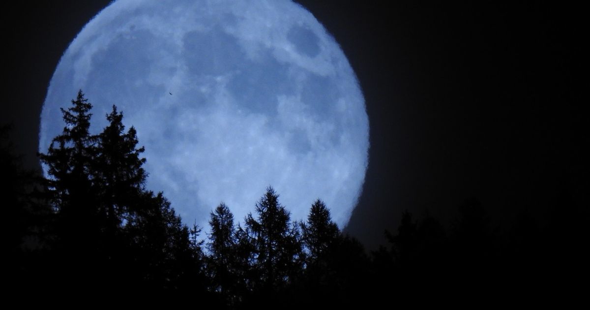 -Schneemond-ber-Tirol-Wir-suchen-die-besten-Fotos-vom-Himmelsph-nomen