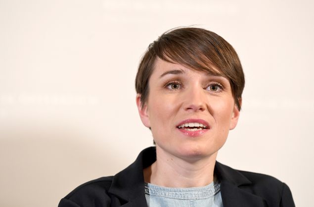 „Ja, Gust, das wird nichts!” – Maurer lehnt sicherheitshalber dankend ab.