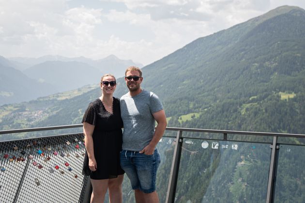 Romina und Mathias aus Imst auf der Aussichtsplattform