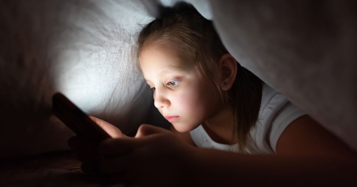 St-ndiger-Griff-zum-Smartphone-Handy-Sucht-k-nnte-bald-als-Krankheit-gelten