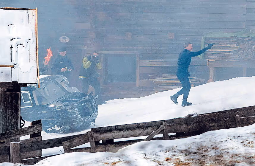 James Bond feiert in Nordtirol Premiere
