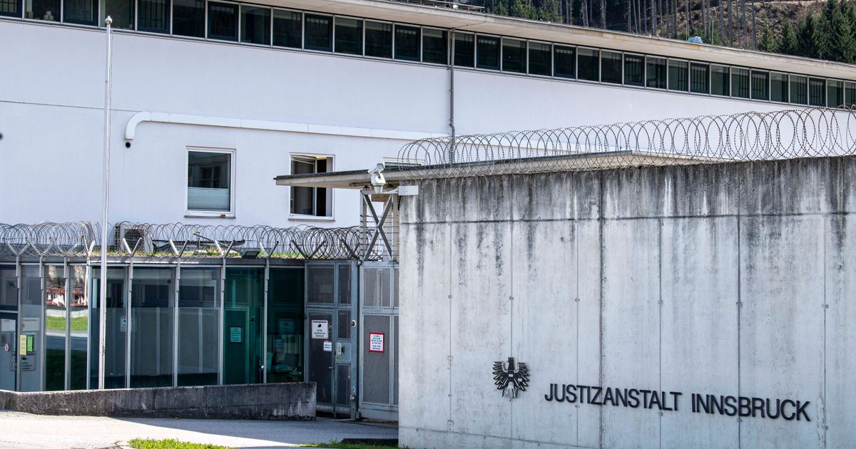 Brand-in-Innsbrucker-Justizanstalt-Zwei-H-ftlinge-bei-L-schversuchen-verletzt