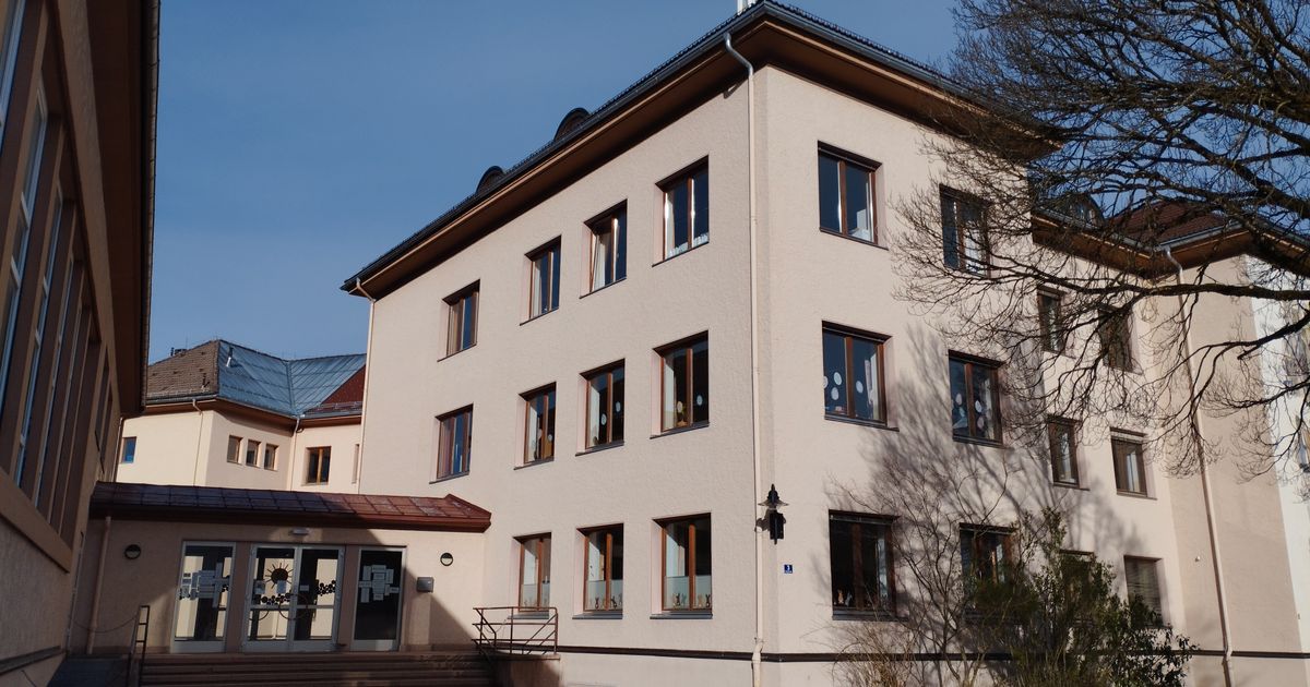 Andrang-berrascht-Wer-macht-das-Rennen-um-den-Umbau-der-Volksschule-Reutte-