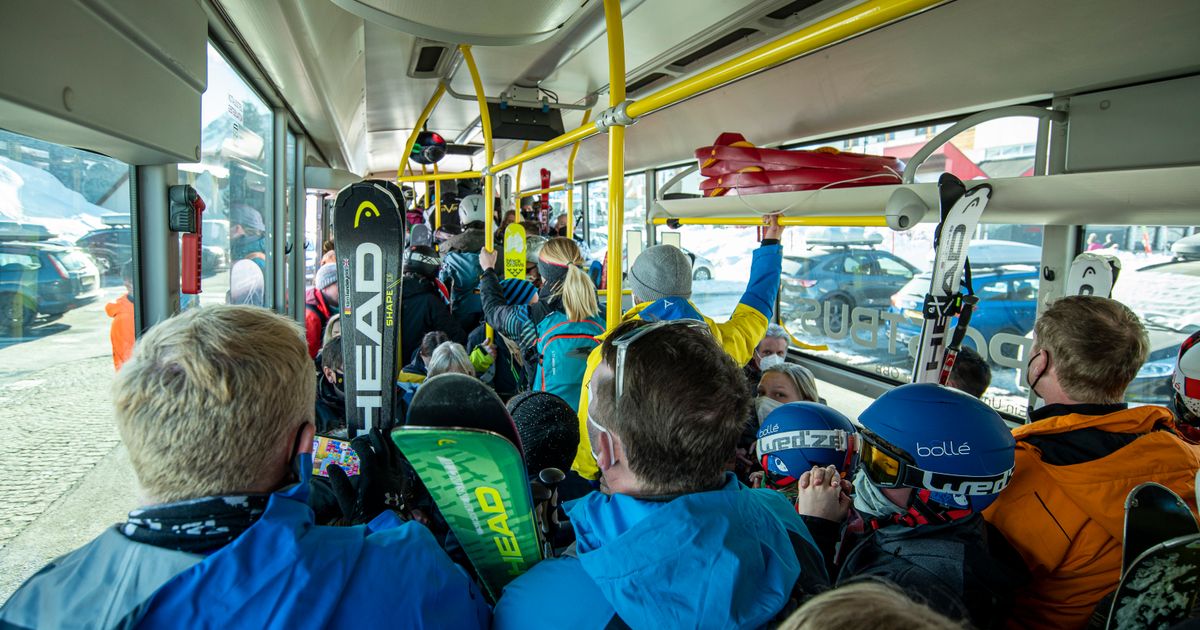 Rassismus-in-Tiroler-Skigebiet-Busfahrer-verweigerte-Chinesin-inkludierte-Fahrt