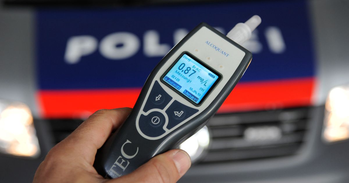 Polizei-stoppte-rauchenden-Pkw-in-Hall-Lenkerin-schwer-alkoholisiert