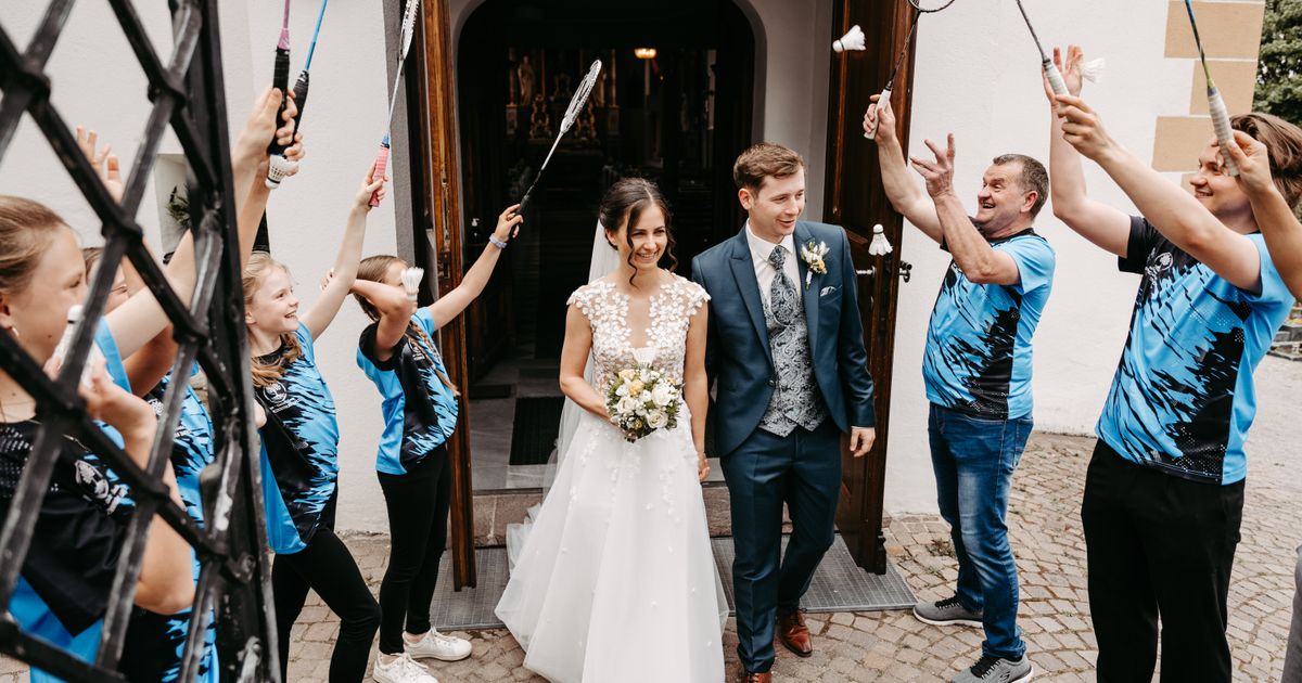 Das-gro-e-Zeil-nach-der-Hochzeit-Wollen-den-ersten-gemeinsamen-Titel-als-Ehepaar-