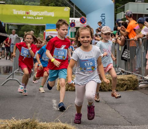 Klasse bis 6 Jahre (Äffchen - 800m)