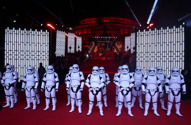 Stormtrooper bewachten die Premiere.
