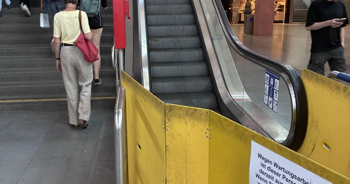 Why Innsbruck's busiest escalator is out of service again
